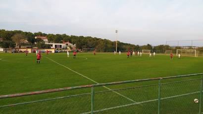 Štinjanci protiv Petrovije na Fortinu