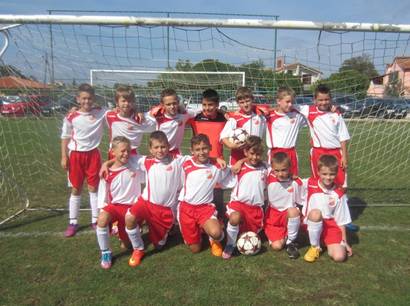 Ekipa U11 West 2 pred prvu utakmicu