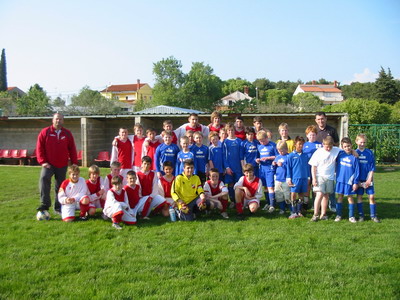 Zajedno s našim pionirima Zajedno s našim pionirima